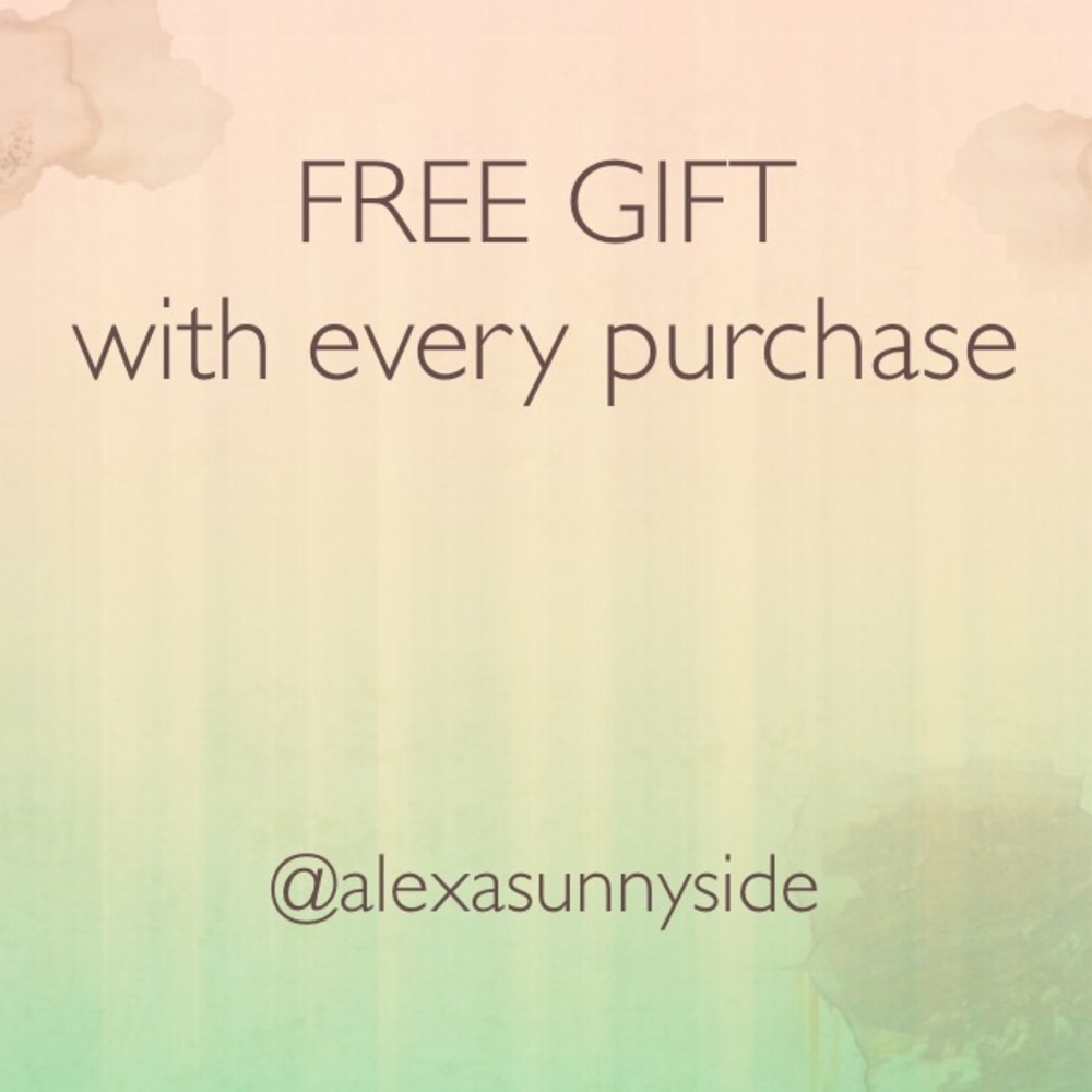 Free gifts, Poshers!